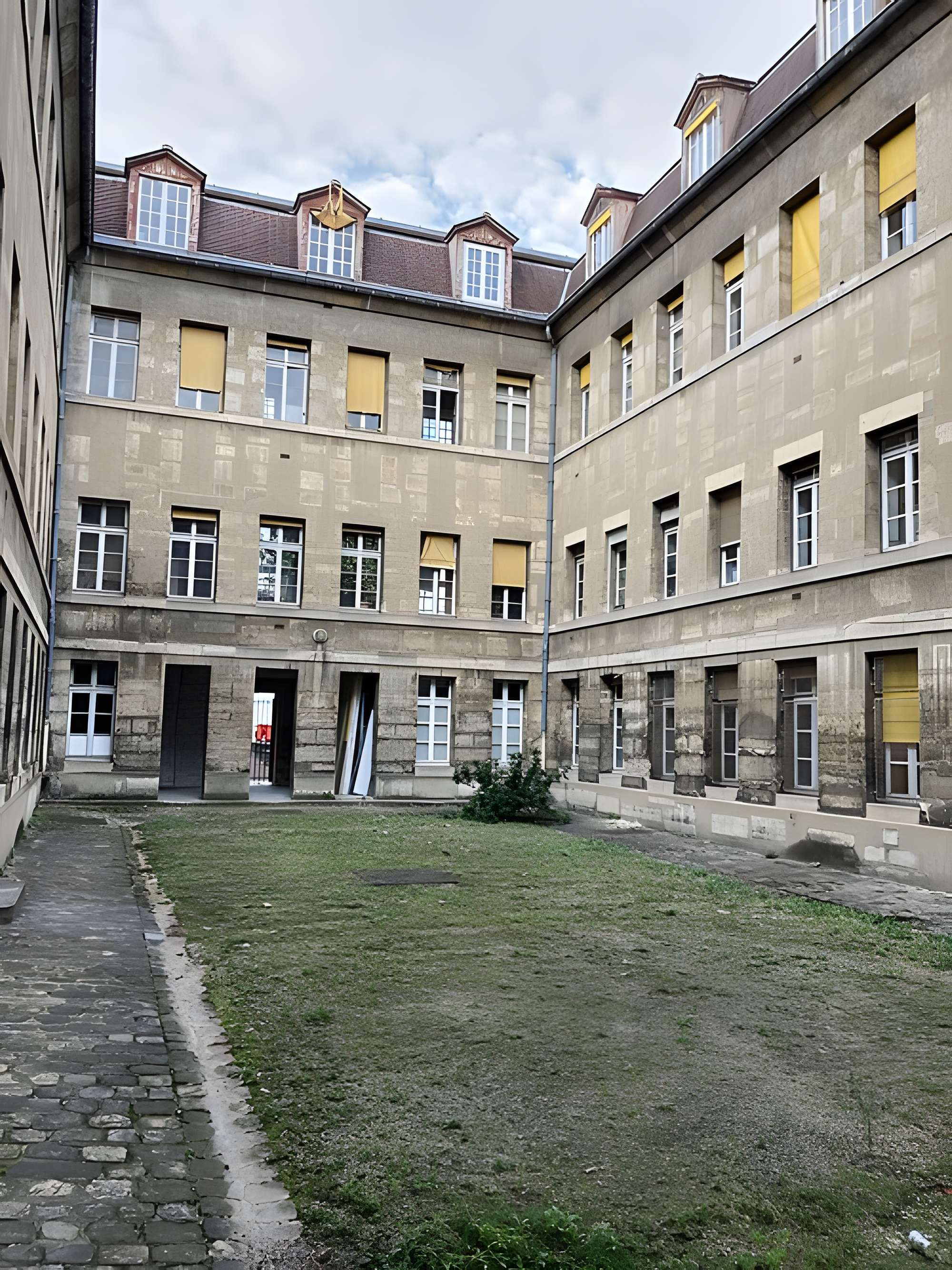 Hôpital de la Salpêtrière à Paris