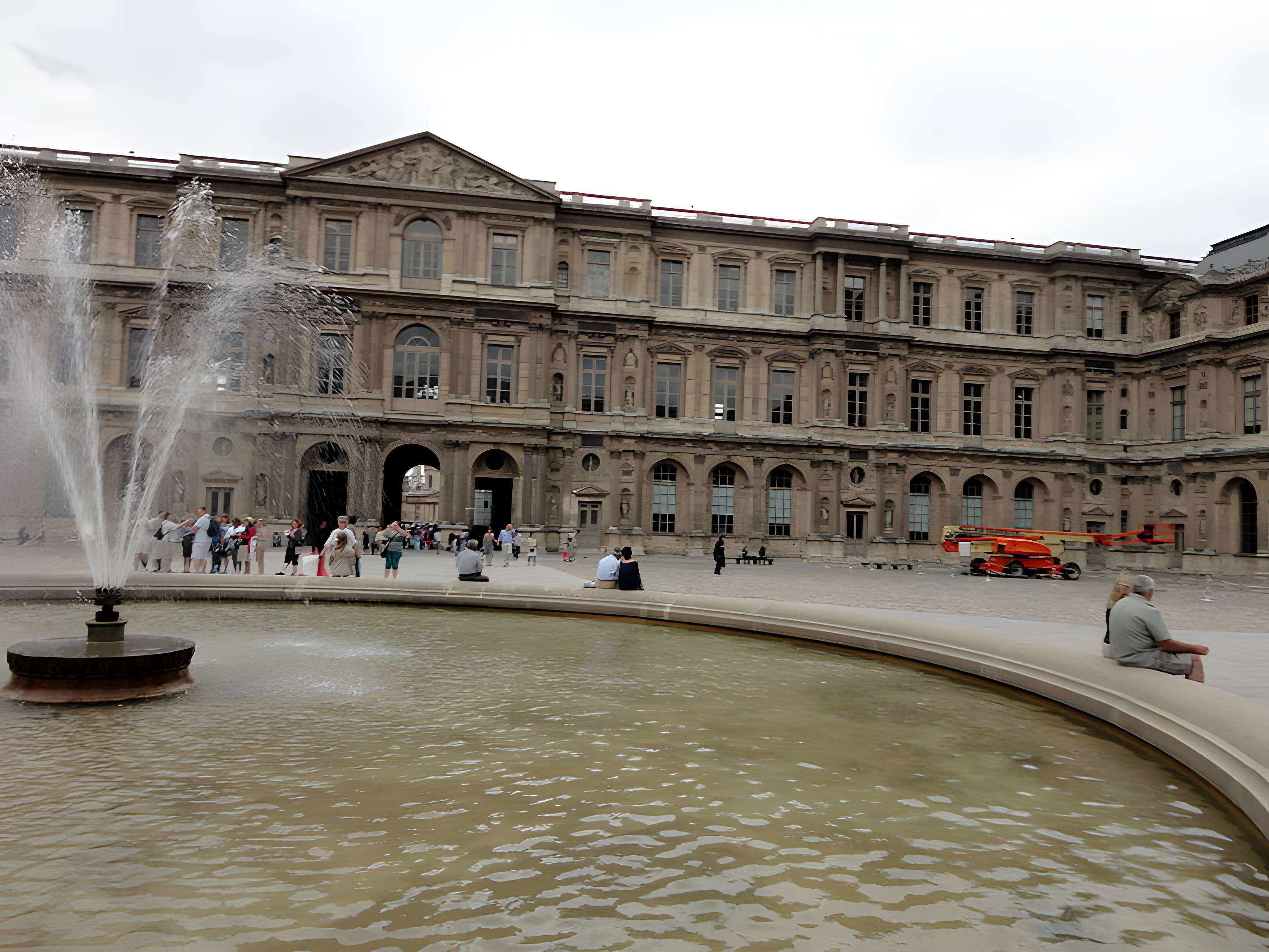 Palais du Louvre et jardin des Tuileries