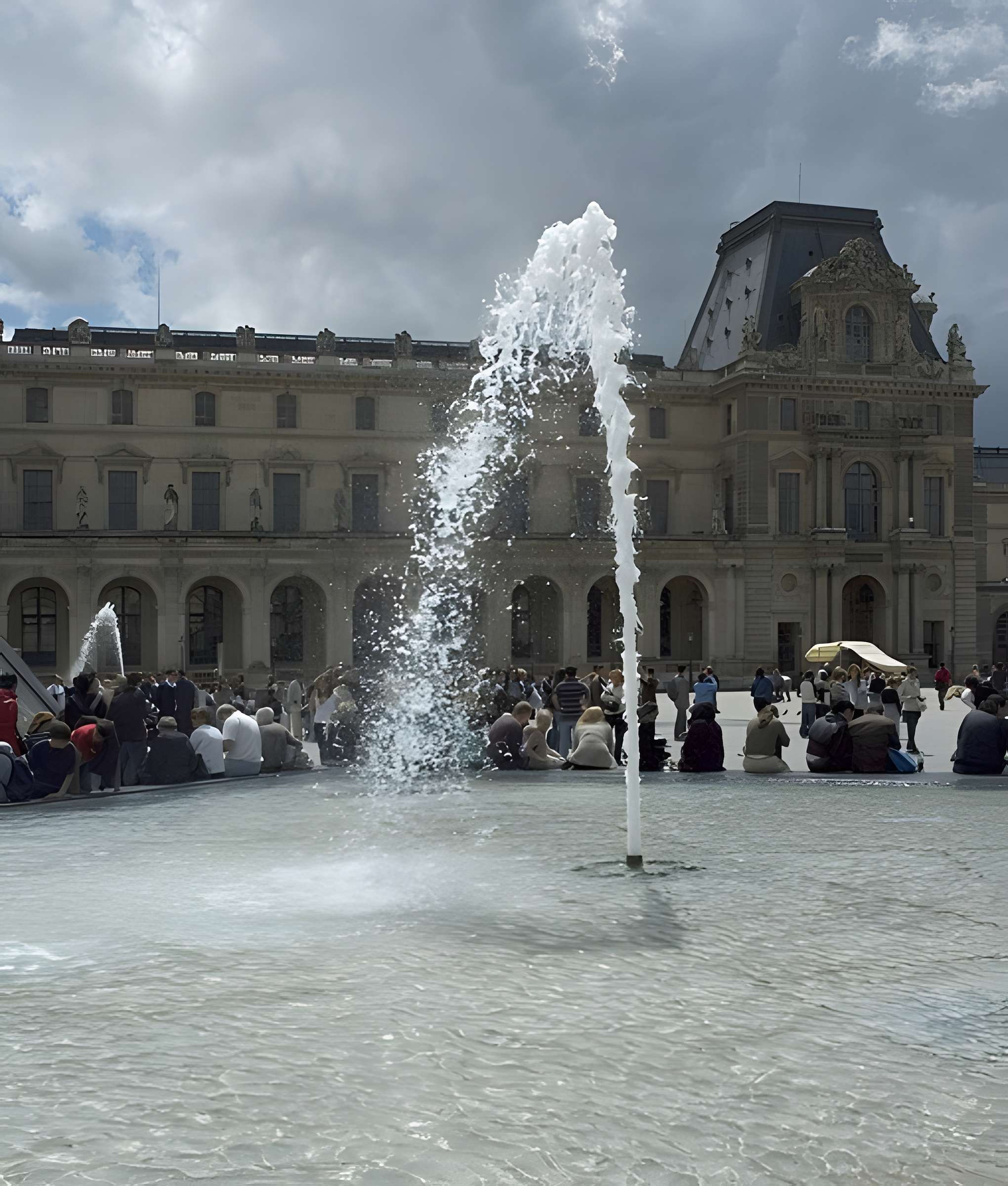Palais du Louvre et jardin des Tuileries