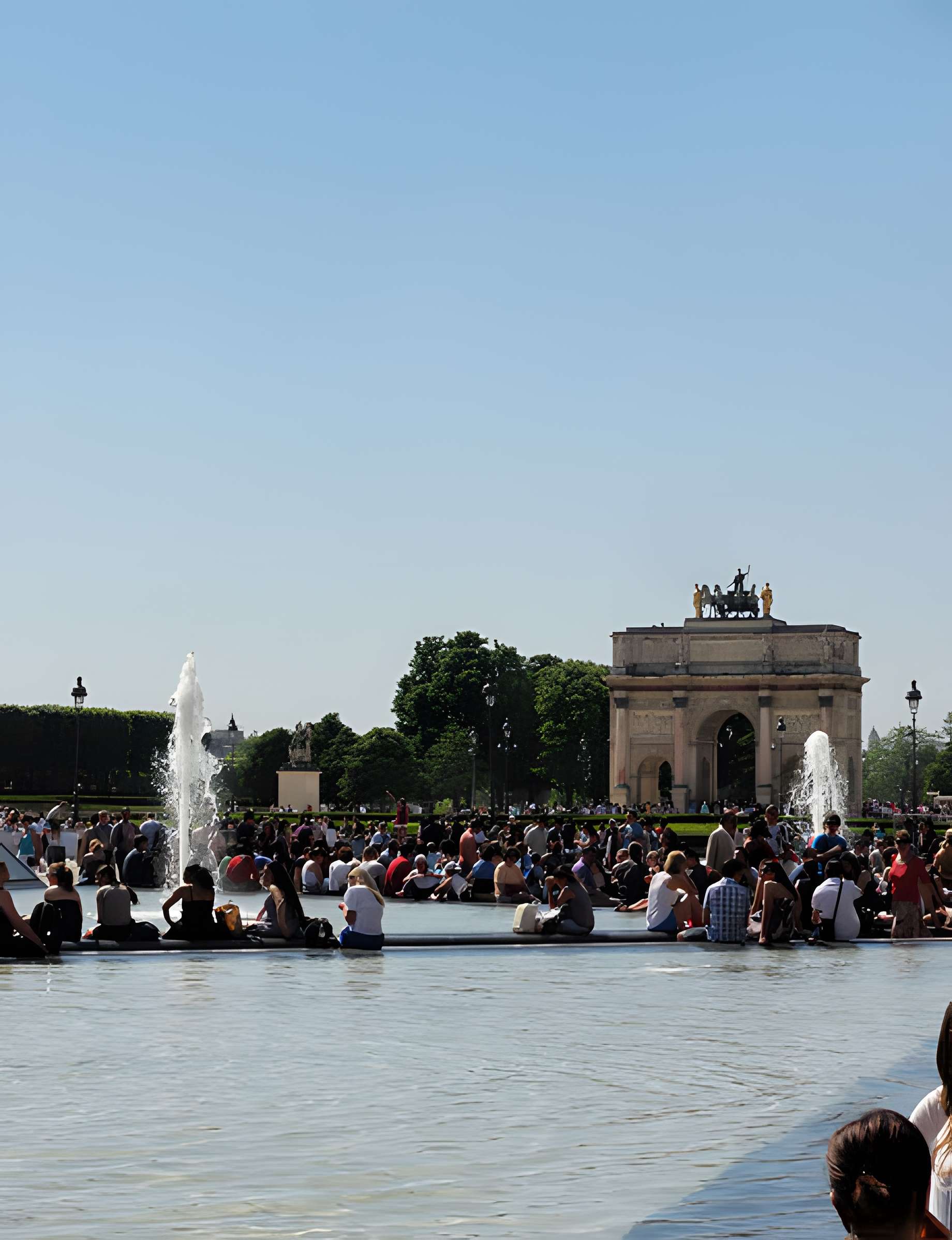 Palais du Louvre et jardin des Tuileries