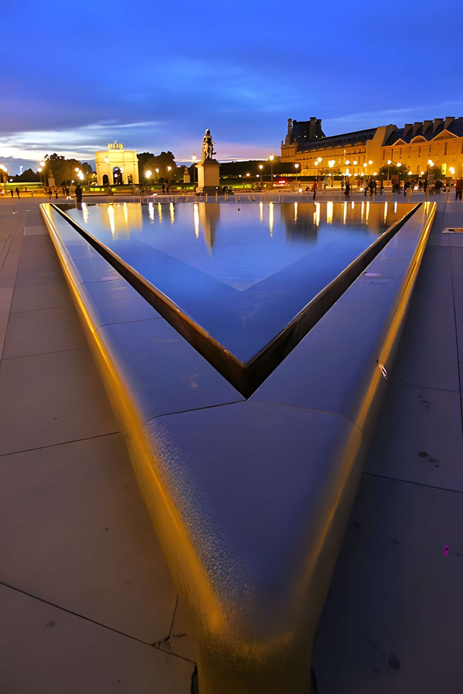 Palais du Louvre et jardin des Tuileries