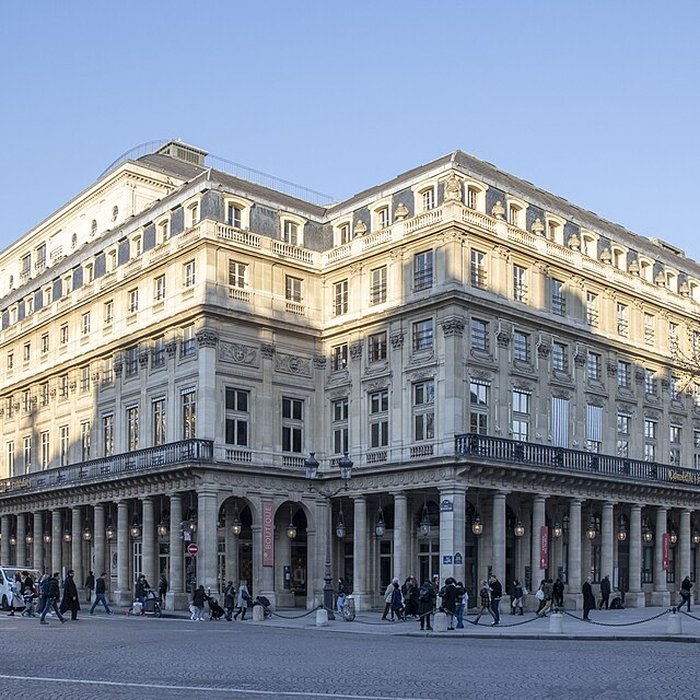 Photo de Domaine du Palais-Royal ancien Palais Cardinal, comprenant Conseil dEtat, Conseil Constitutionnel, Ministère de la Culture, théâtre de la Comédie Française