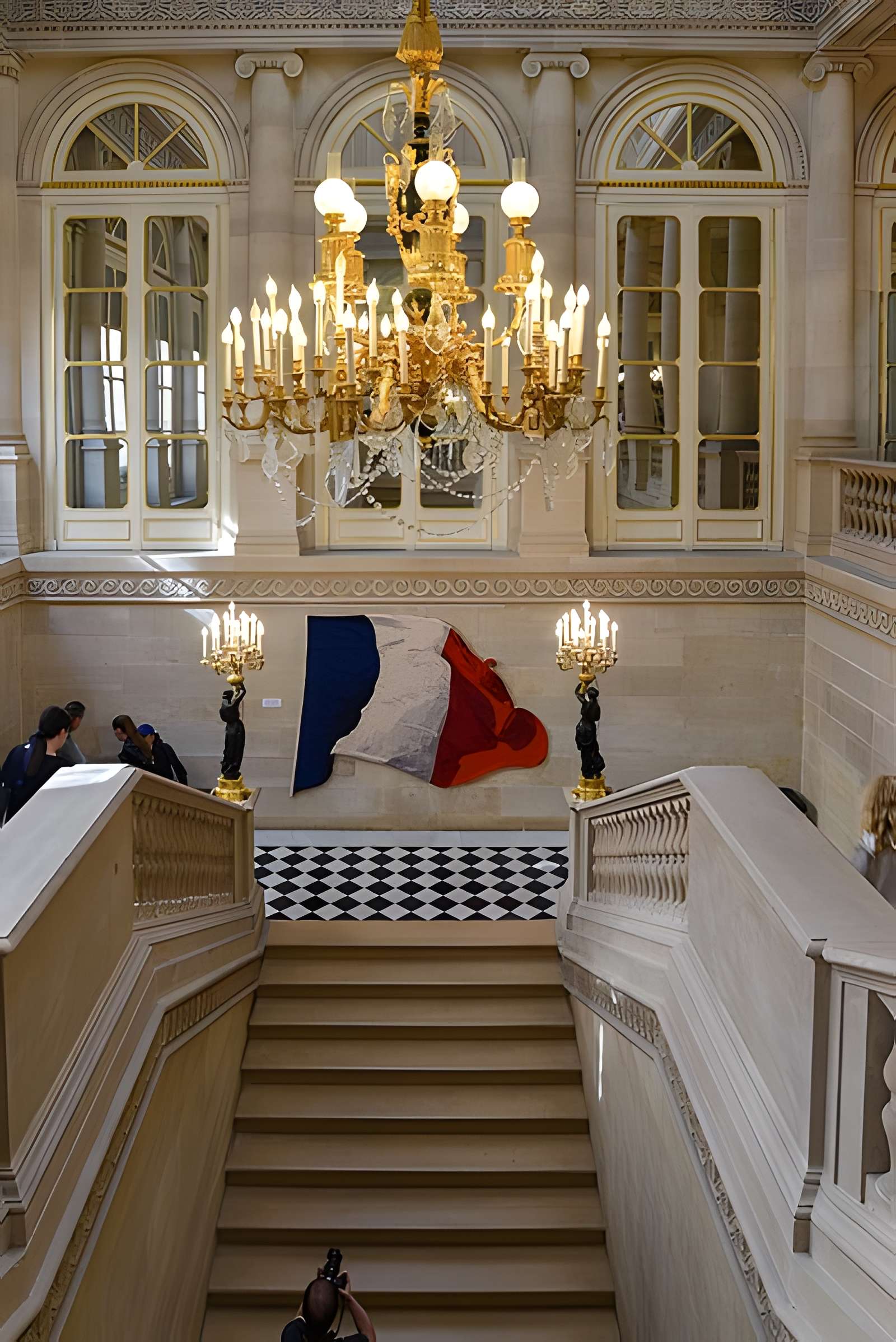 Domaine du Palais-Royal (ancien Palais Cardinal), comprenant Conseil d'Etat, Conseil Constitutionnel, Ministère de la Culture, théâtre de la Comédie Française