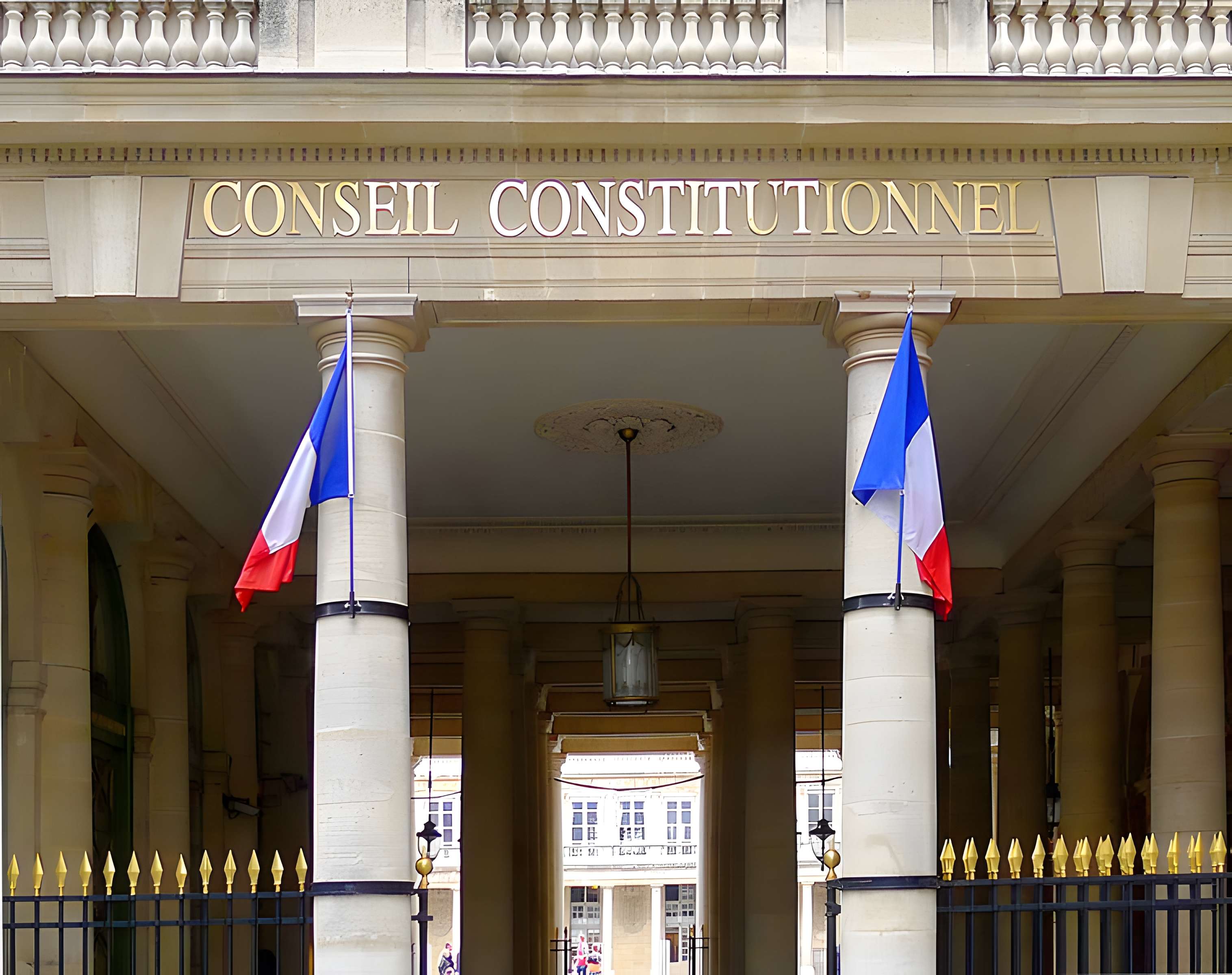 Domaine du Palais-Royal (ancien Palais Cardinal), comprenant Conseil d'Etat, Conseil Constitutionnel, Ministère de la Culture, théâtre de la Comédie Française