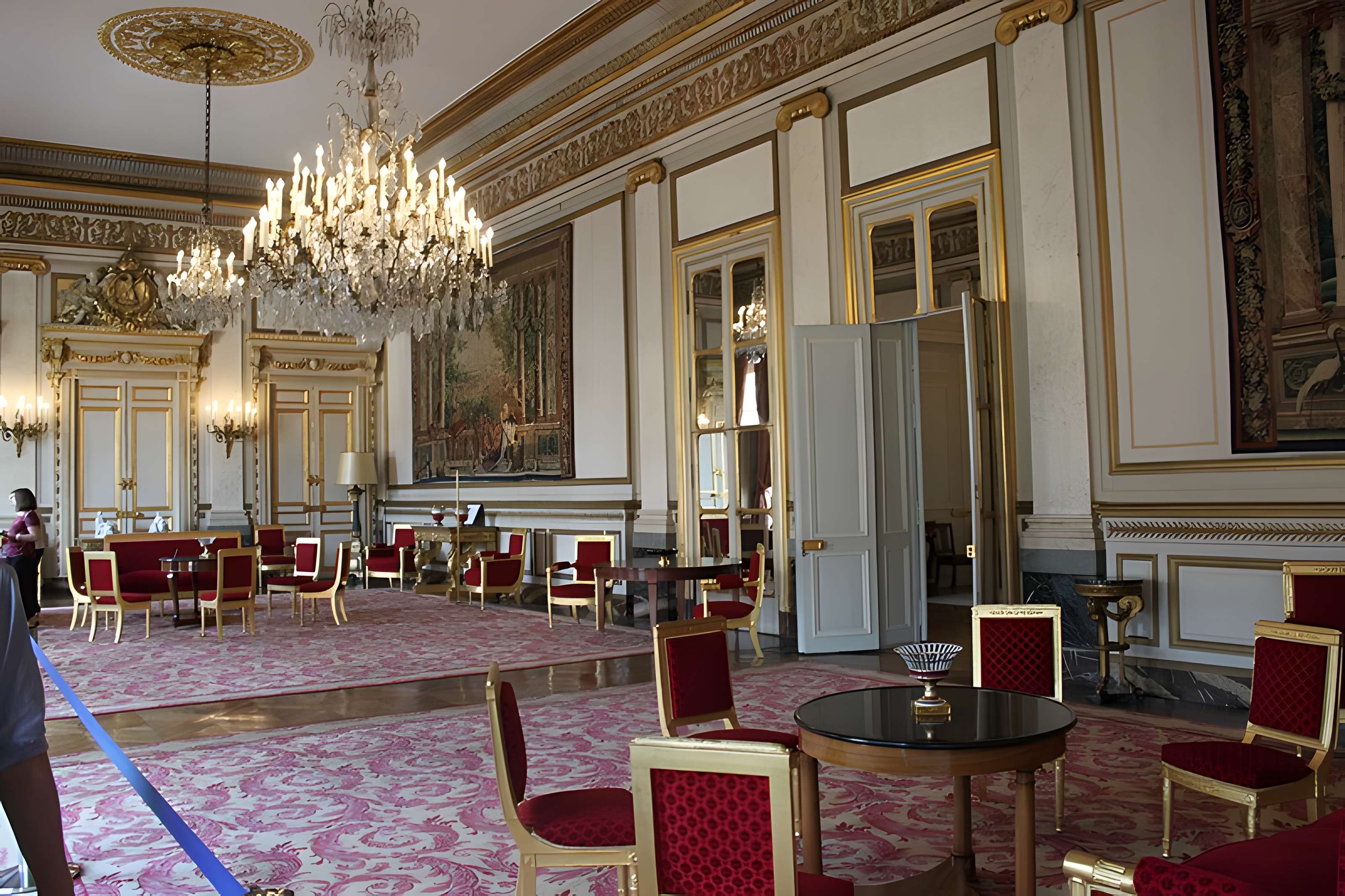 Domaine du Palais-Royal (ancien Palais Cardinal), comprenant Conseil d'Etat, Conseil Constitutionnel, Ministère de la Culture, théâtre de la Comédie Française