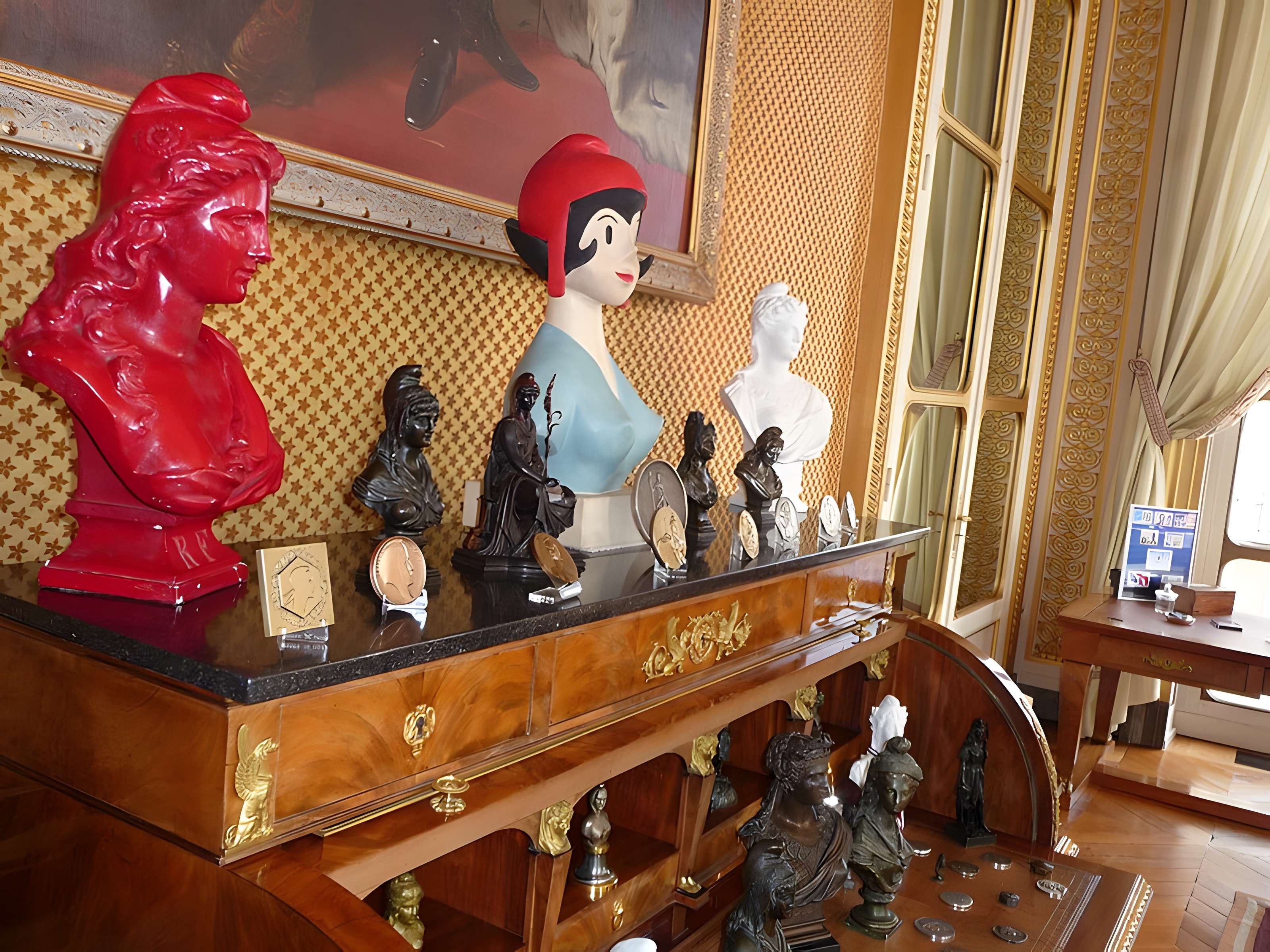 Domaine du Palais-Royal (ancien Palais Cardinal), comprenant Conseil d'Etat, Conseil Constitutionnel, Ministère de la Culture, théâtre de la Comédie Française