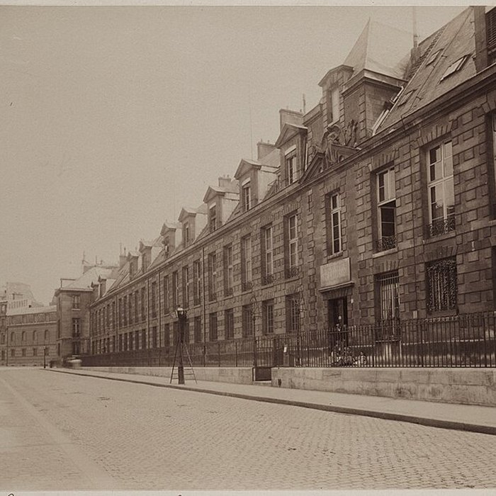 Photo de Pavillon de lArsenal, actuellement bibliothèque de lArsenal
