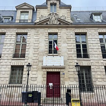 Pavillon de lArsenal, actuellement bibliothèque de lArsenal