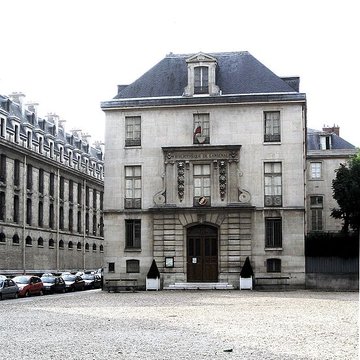 Pavillon de lArsenal, actuellement bibliothèque de lArsenal