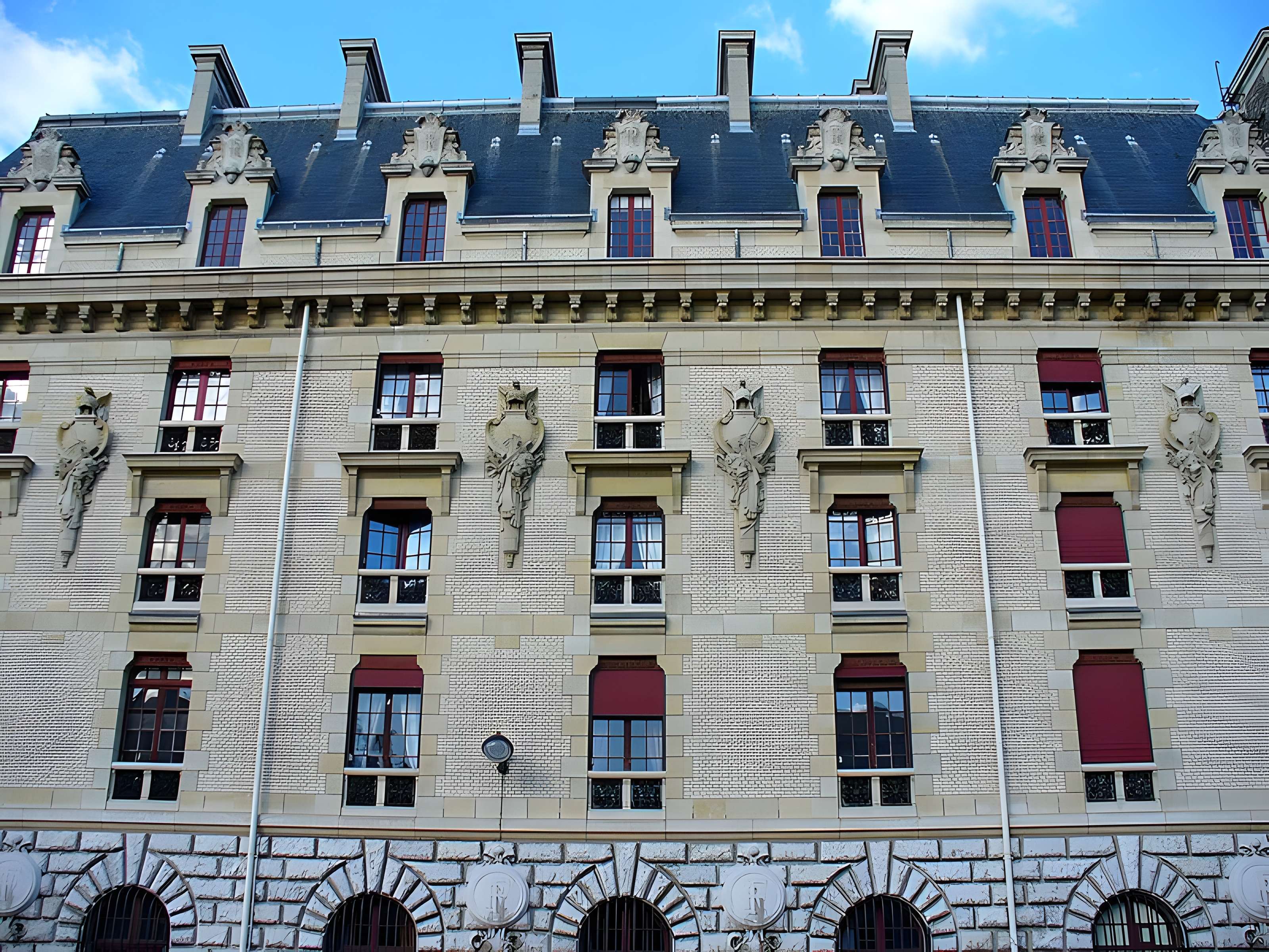 Pavillon de l'Arsenal, actuellement bibliothèque de l'Arsenal