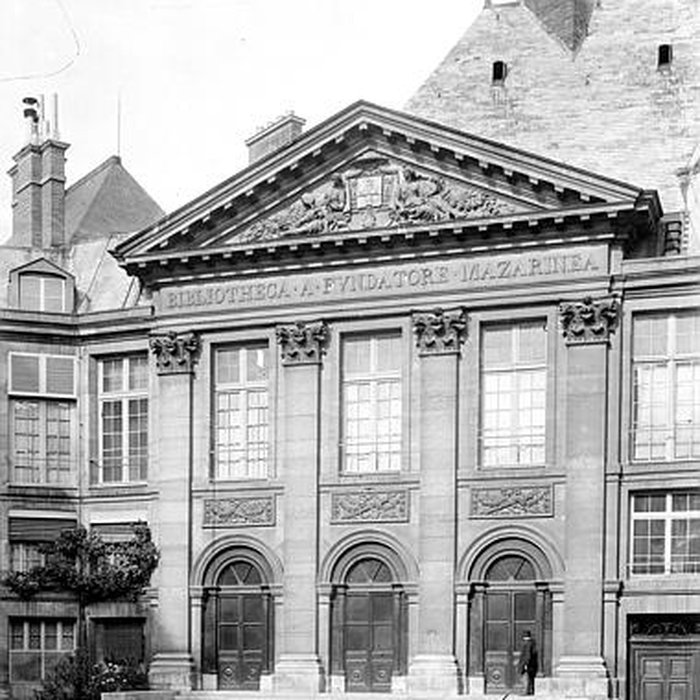 Photo de Palais de lInstitut ancien collège des Quatre-Nations