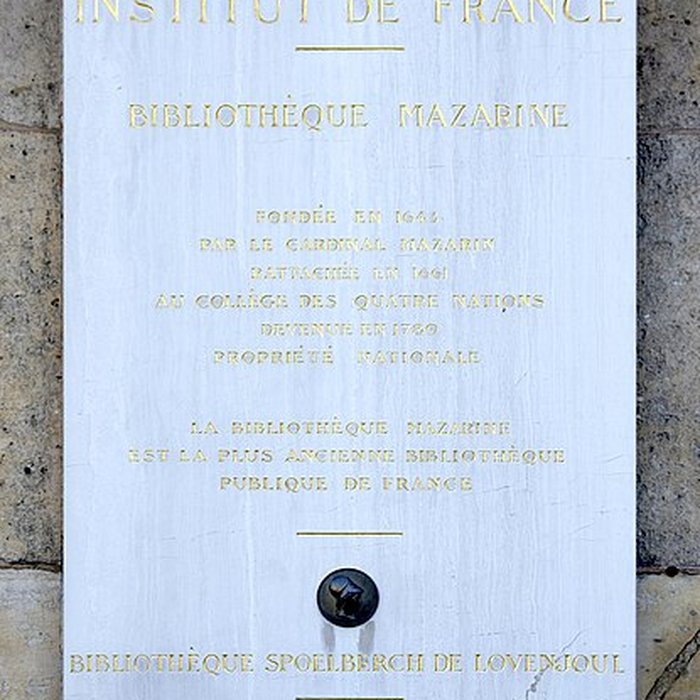 Photo de Palais de lInstitut ancien collège des Quatre-Nations