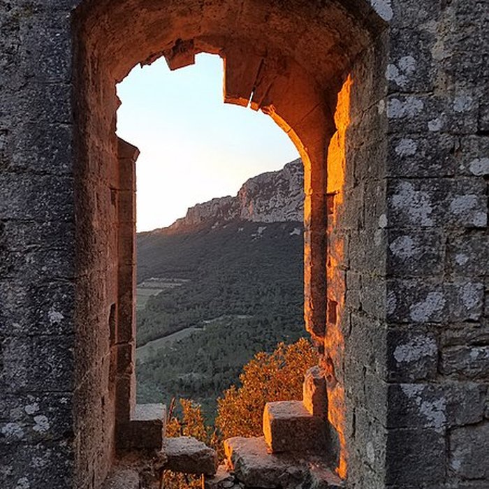 Photo de Château de la Roquette ou Viviourès