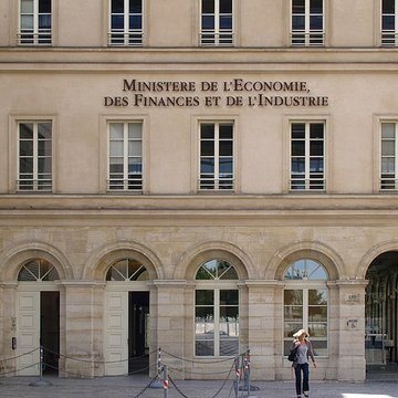 Pavillons de lancienne douane et de la Barrière deau