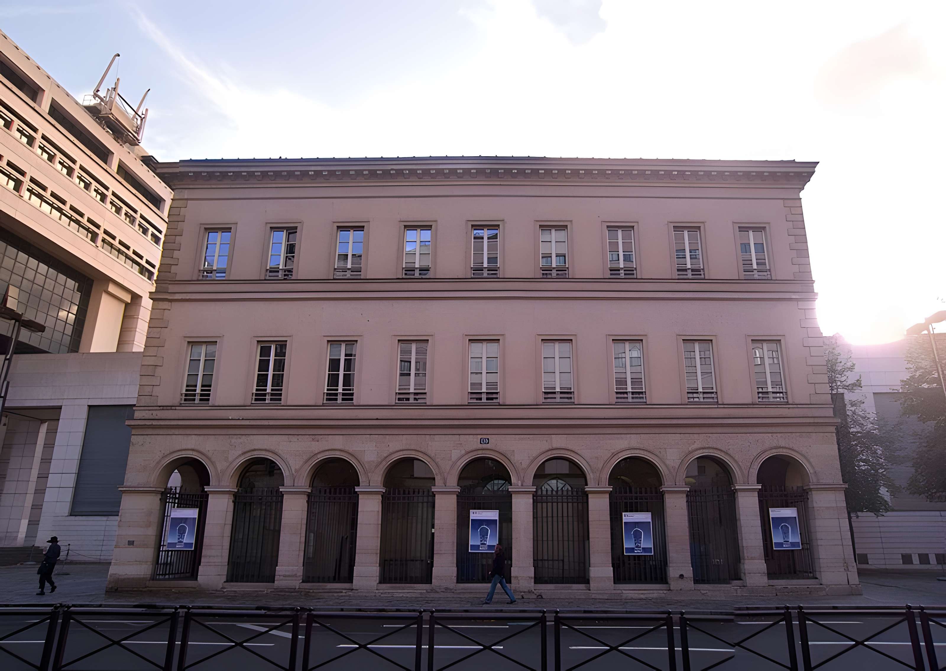 Pavillons de l'ancienne douane et de la Barrière d'eau