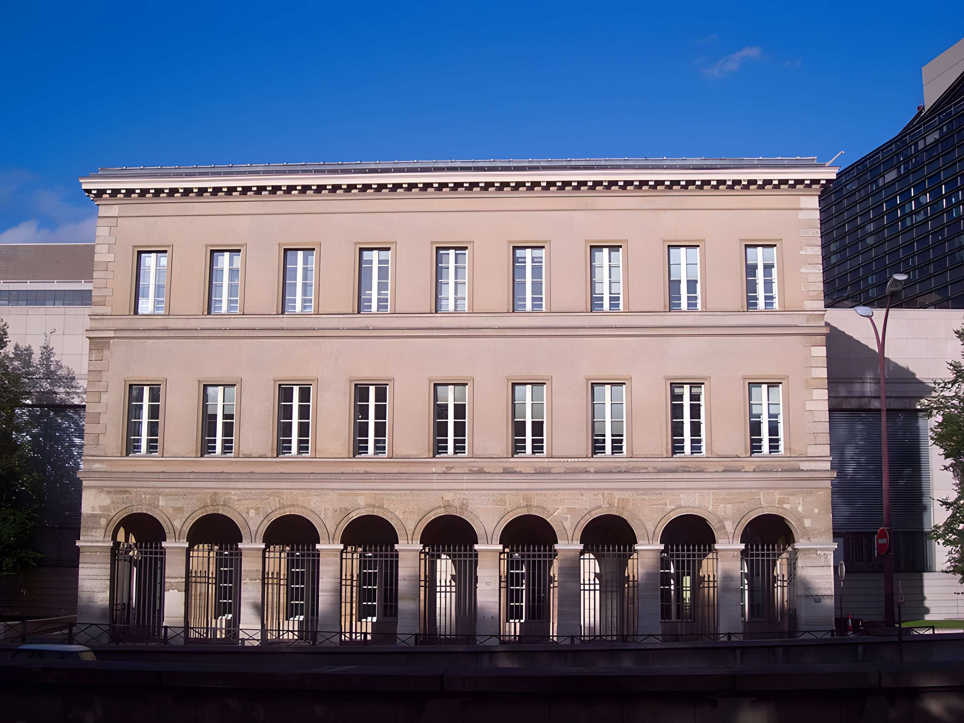 Pavillons de l'ancienne douane et de la Barrière d'eau