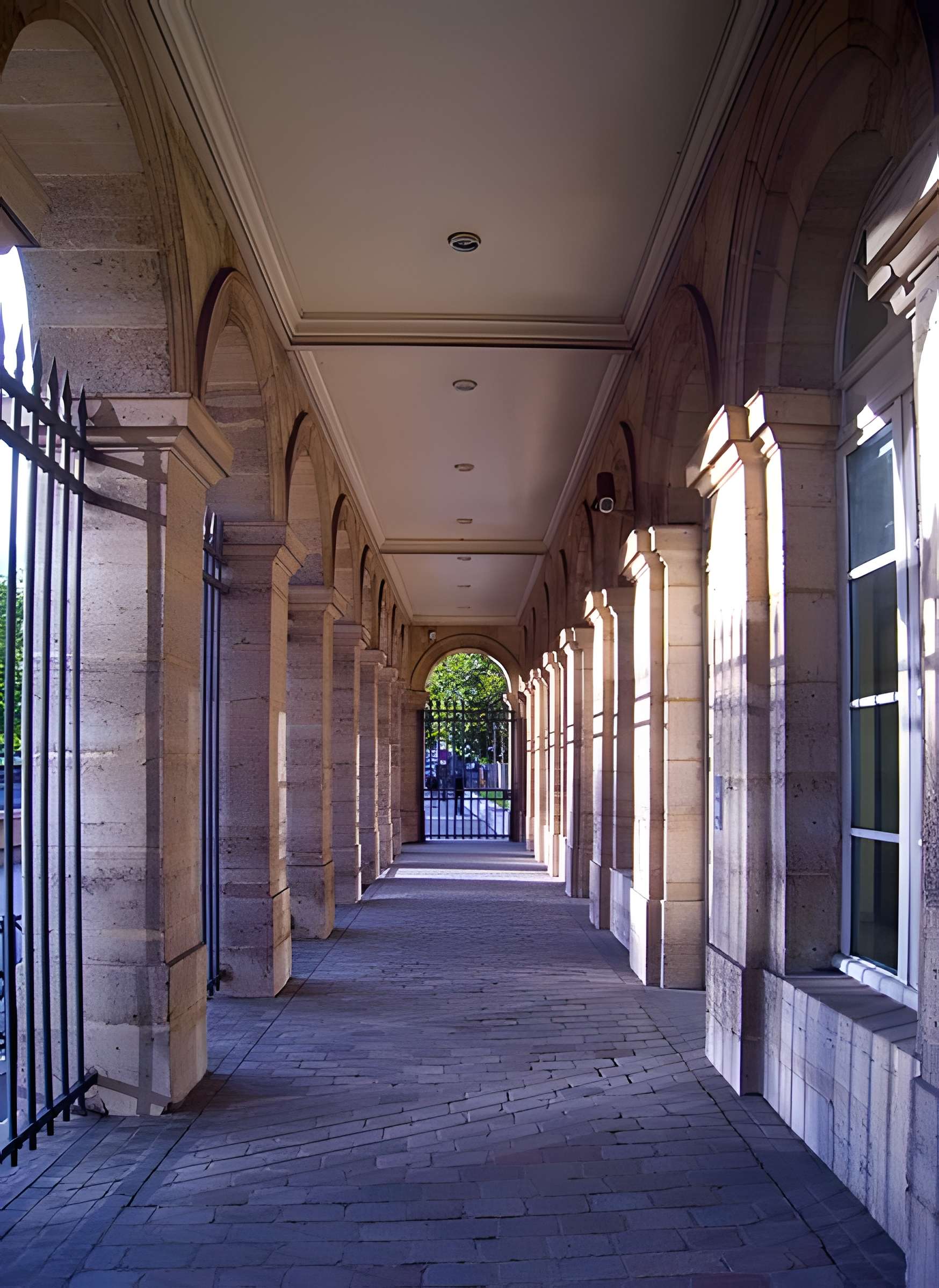 Pavillons de l'ancienne douane et de la Barrière d'eau