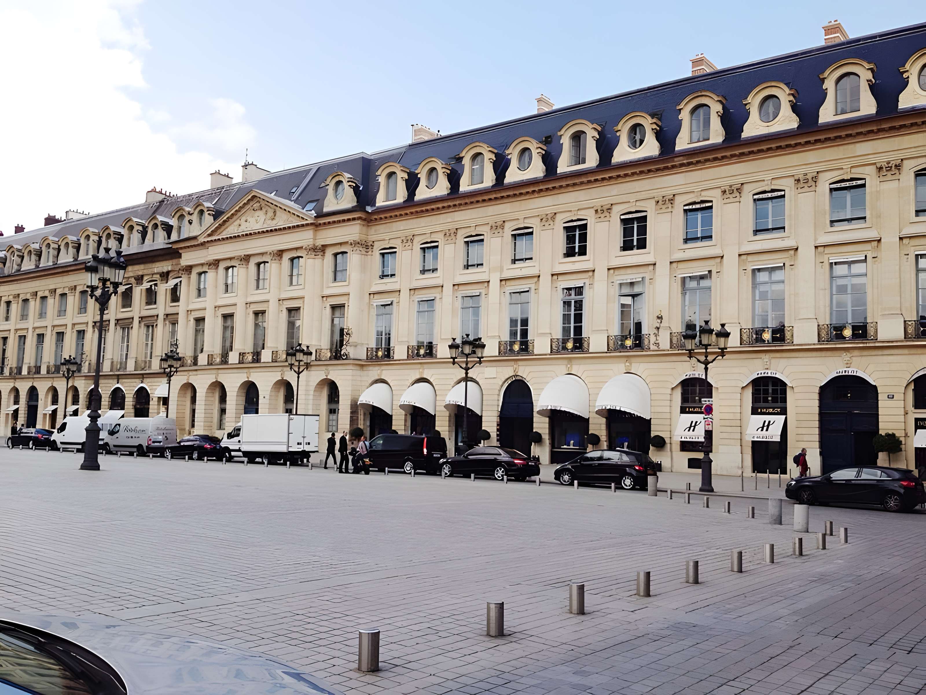 Hôtel Baudard de Saint-James à Paris