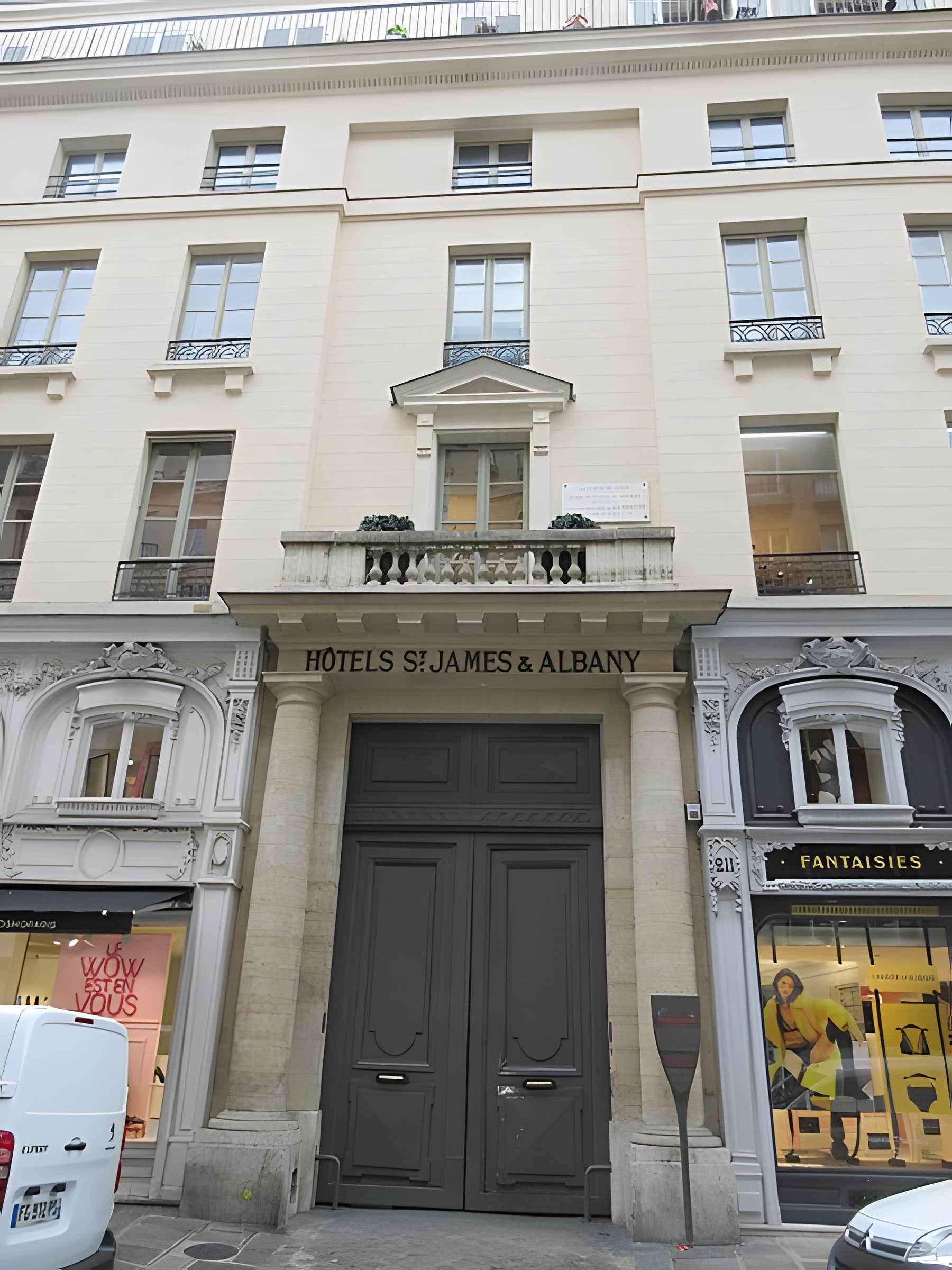 Hôtel Baudard de Saint-James à Paris