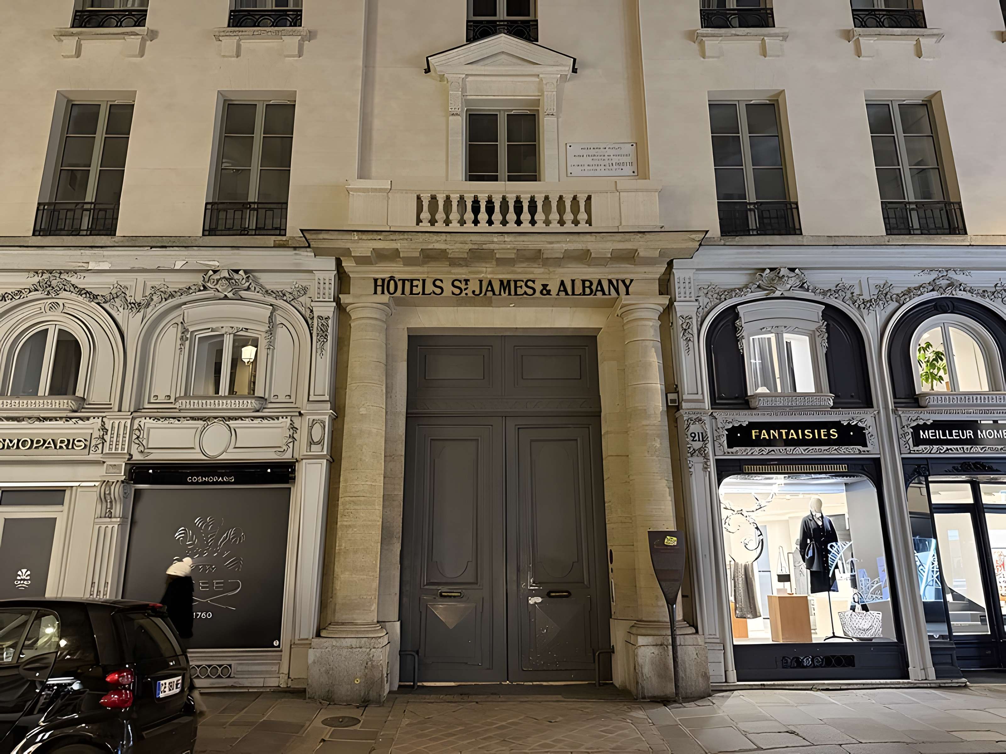 Hôtel Baudard de Saint-James à Paris