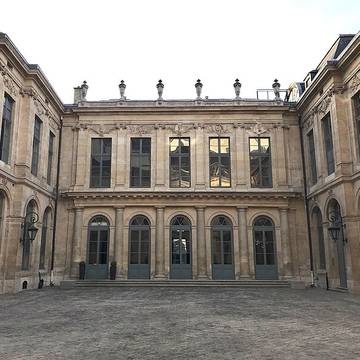 Hôtel de Fontpertuis à Paris