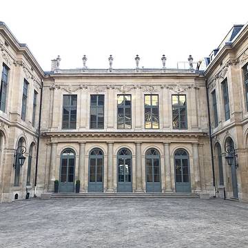 Hôtel de Fontpertuis à Paris