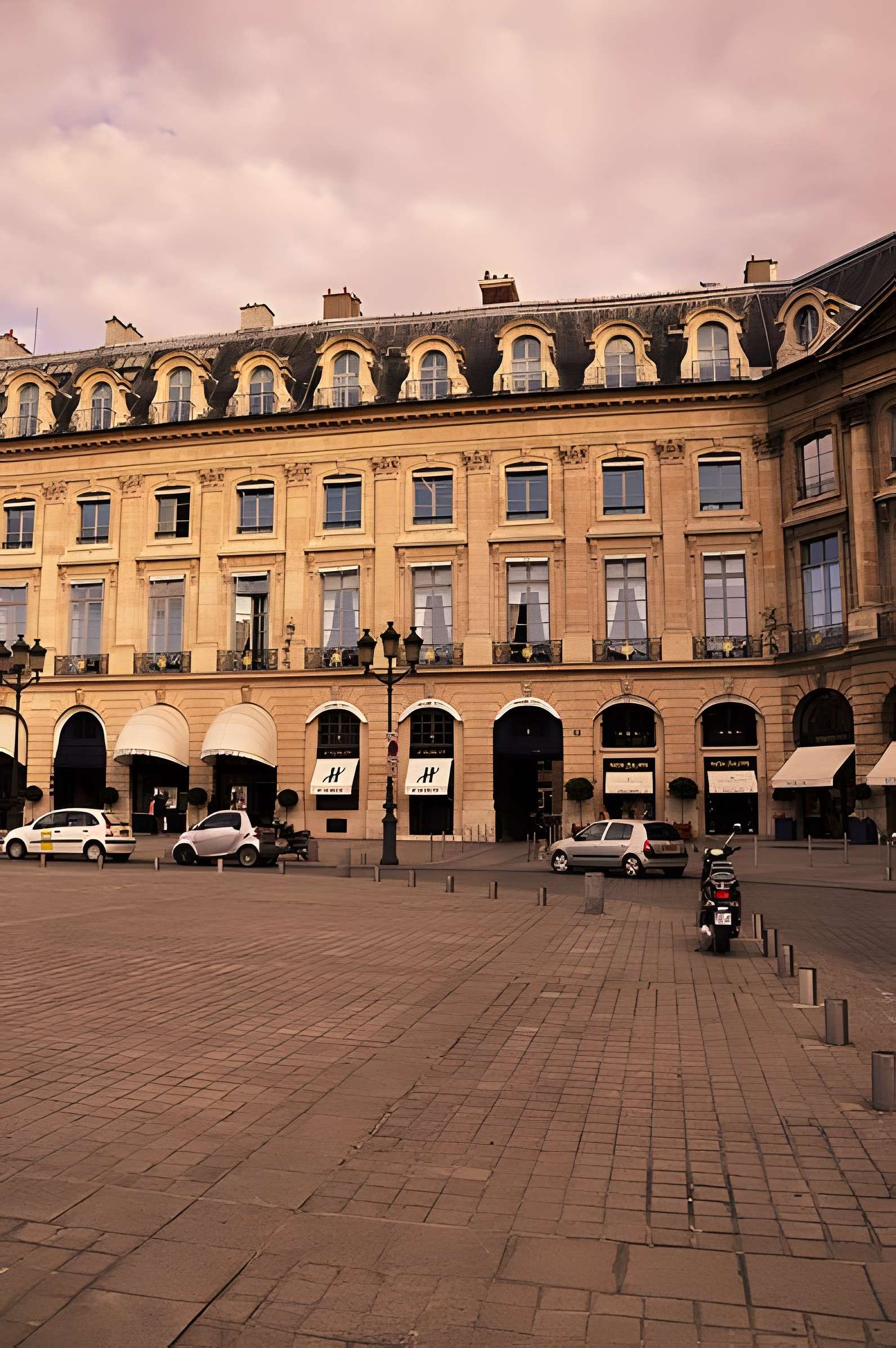 Hôtel de Latour-Maubourg à Paris 