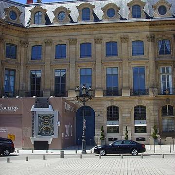 Hôtel de lÉtat-Major de la Place à Paris