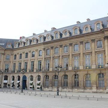 Hôtel de lÉtat-Major de la Place à Paris