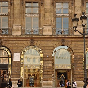 Anciens hôtels Marquet de Bourgade, Heuzé de Vologer et Thibert des Martrais