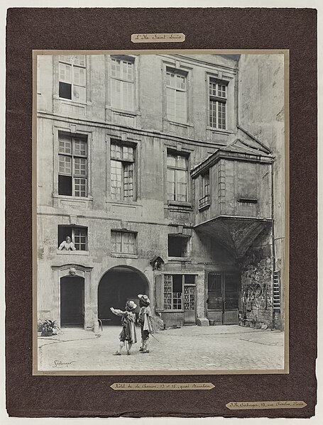 Ancien hôtel Le Charron ou de Vitry à Paris