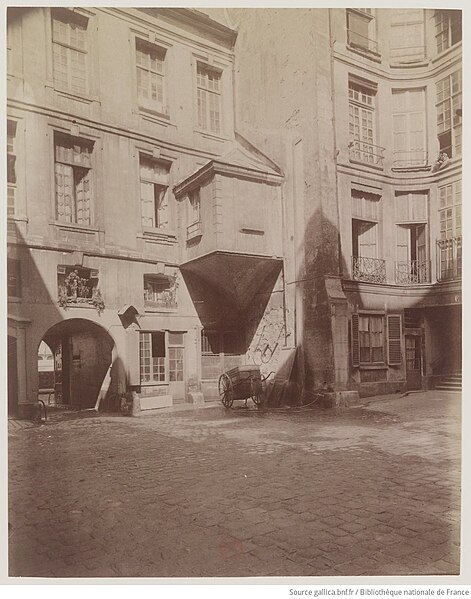 Ancien hôtel Le Charron ou de Vitry à Paris