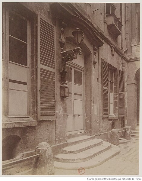 Ancien hôtel Le Charron ou de Vitry à Paris