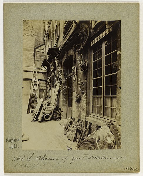 Ancien hôtel Le Charron ou de Vitry à Paris