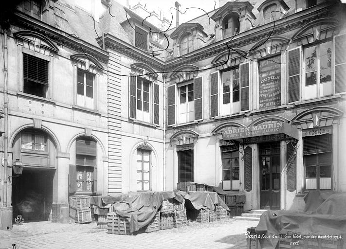 Hôtel de Bondeville - Paris 3éme