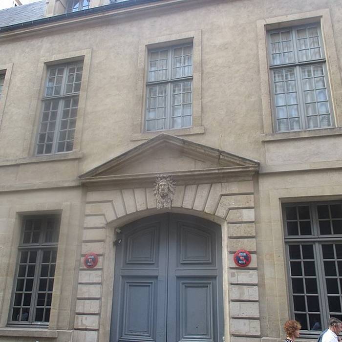 Photo de Hôtel de Bondeville - Paris 3éme