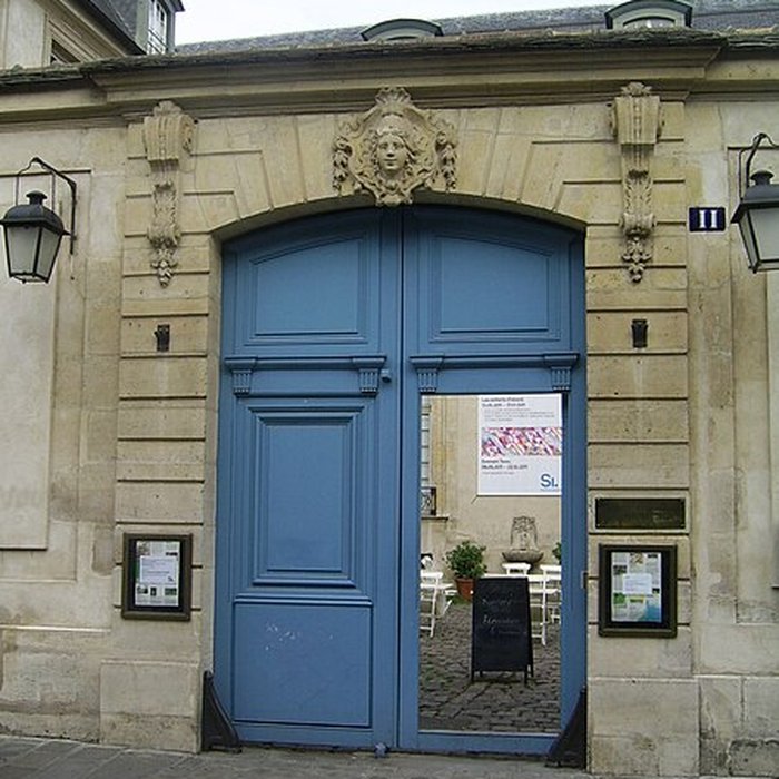 Photo de Ancien Hôtel de Marle dit aussi Hôtel de Noirmoutier