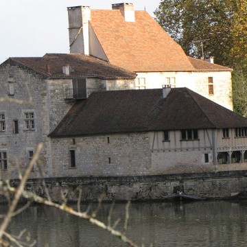 chateau de ladhuie