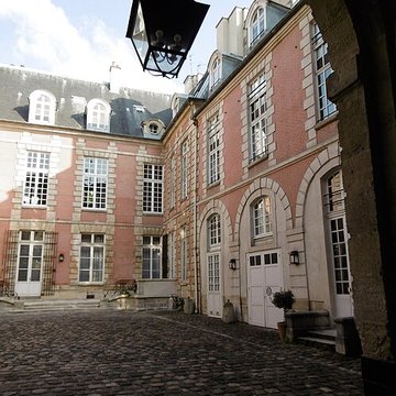 Hôtel Mégret de Sérilly - Paris 3éme