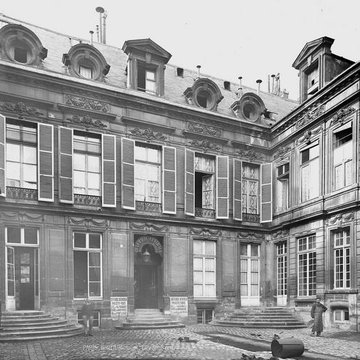 Hôtel dAumont à Paris