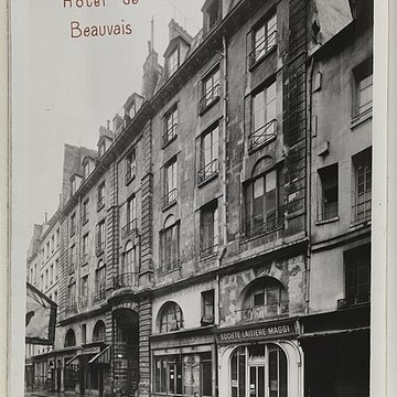 Hôtel de Beauvais, actuellement Cour Administrative dAppel de Paris