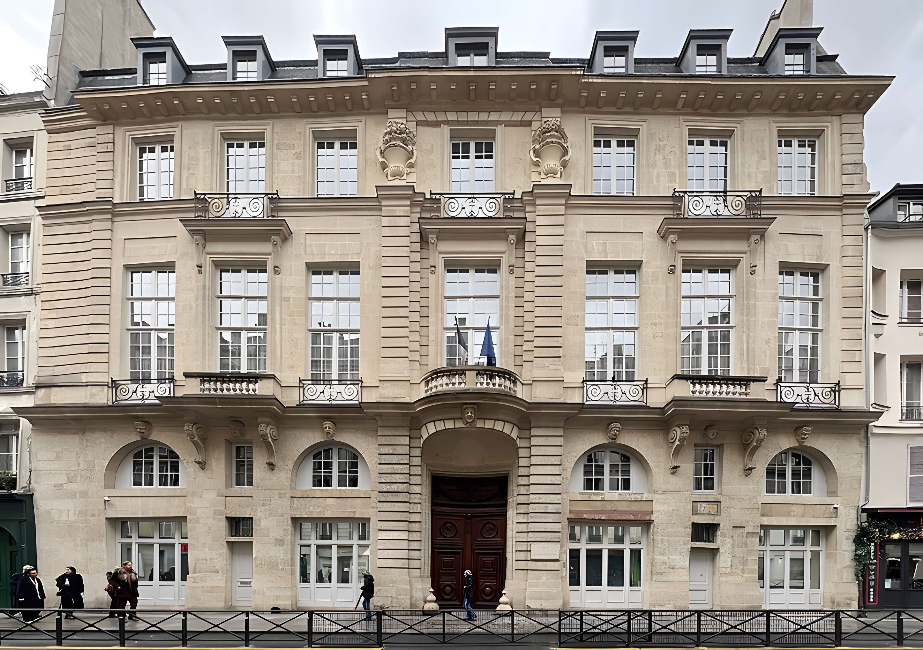 Hôtel de Beauvais, actuellement Cour Administrative d'Appel de Paris
