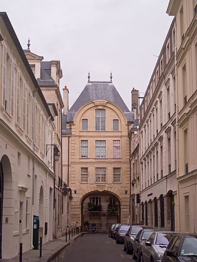 Photo de Hôtel de Bretonvilliers à Paris