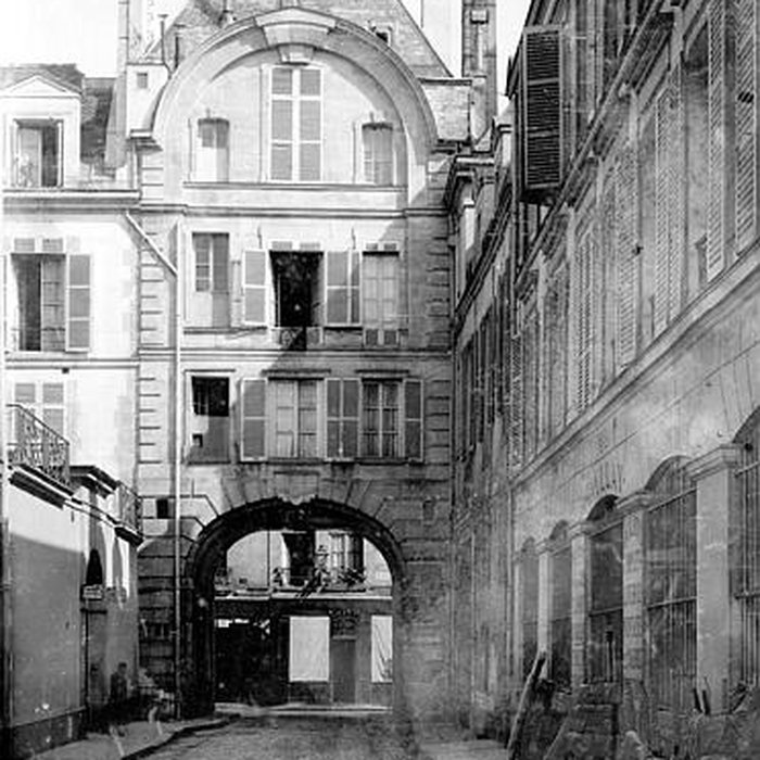 Photo de Hôtel de Bretonvilliers à Paris