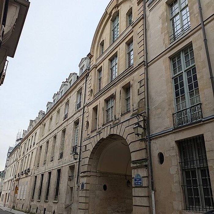 Photo de Hôtel de Bretonvilliers à Paris