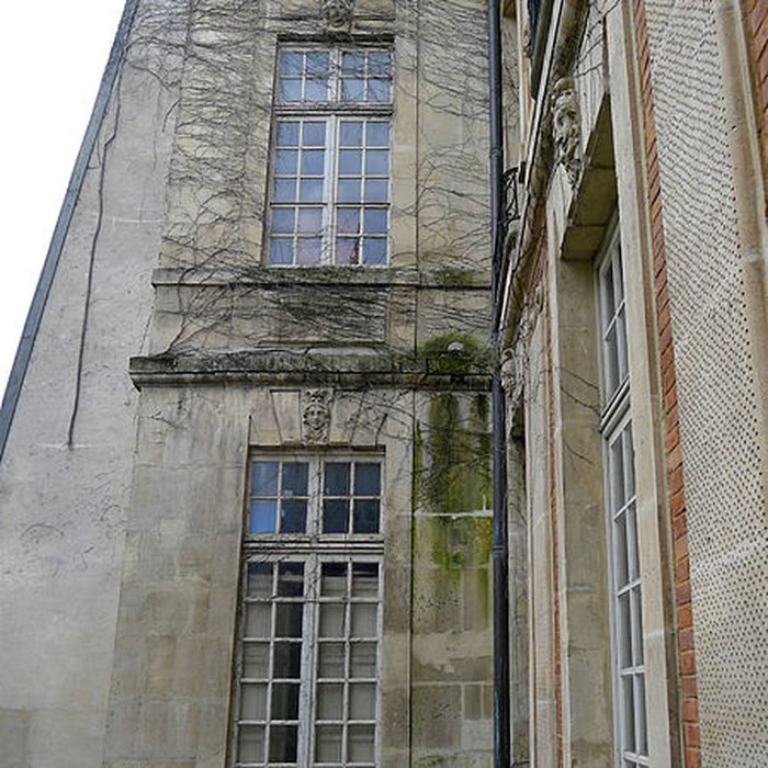 Photo de Hôtel de Chalon-Luxembourg à Paris