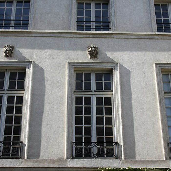 Photo de Hôtel de Chalon-Luxembourg à Paris