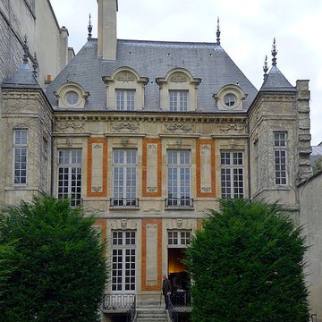 Hôtel de Chalon-Luxembourg à Paris