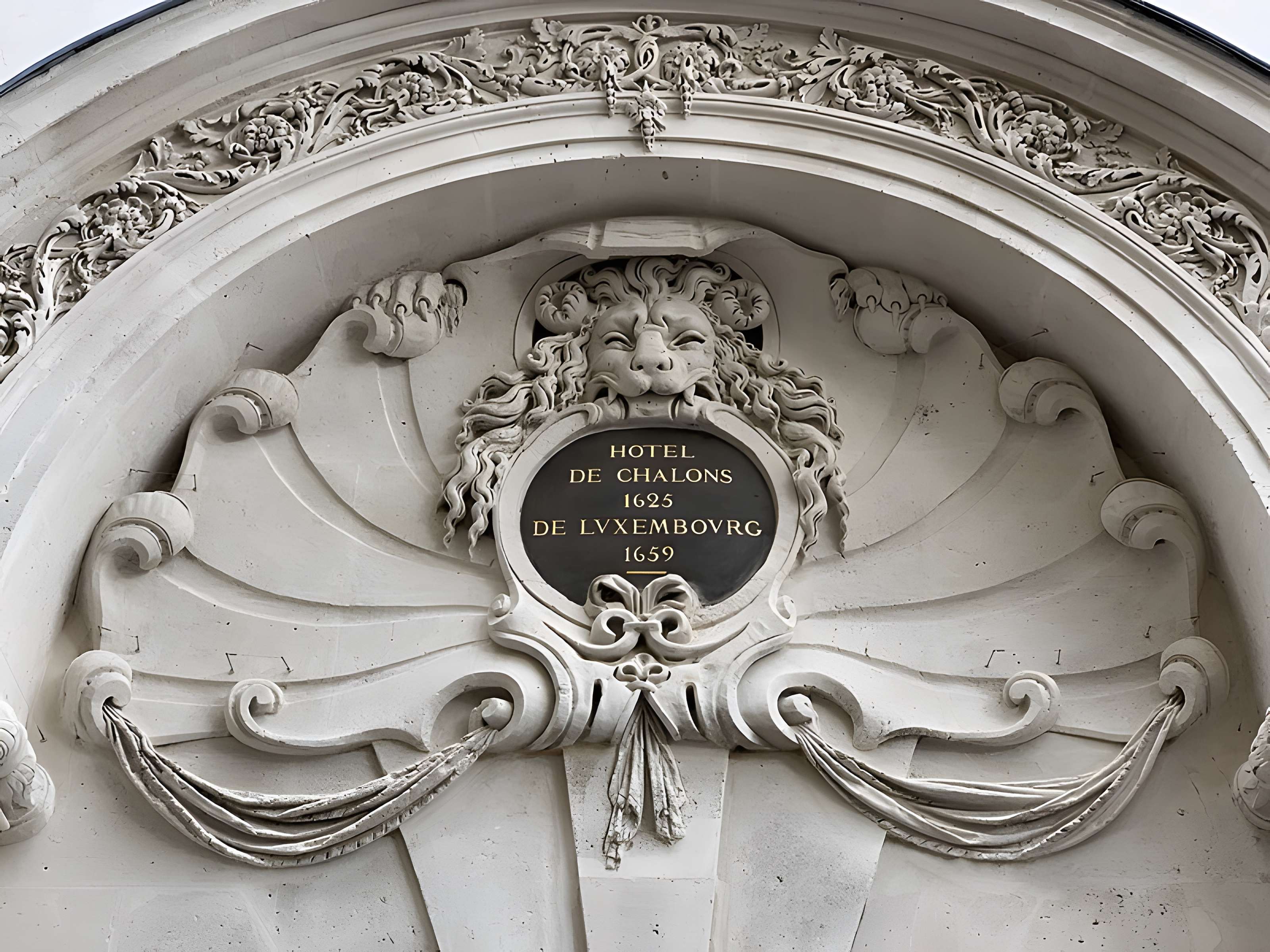 Hôtel de Chalon-Luxembourg à Paris