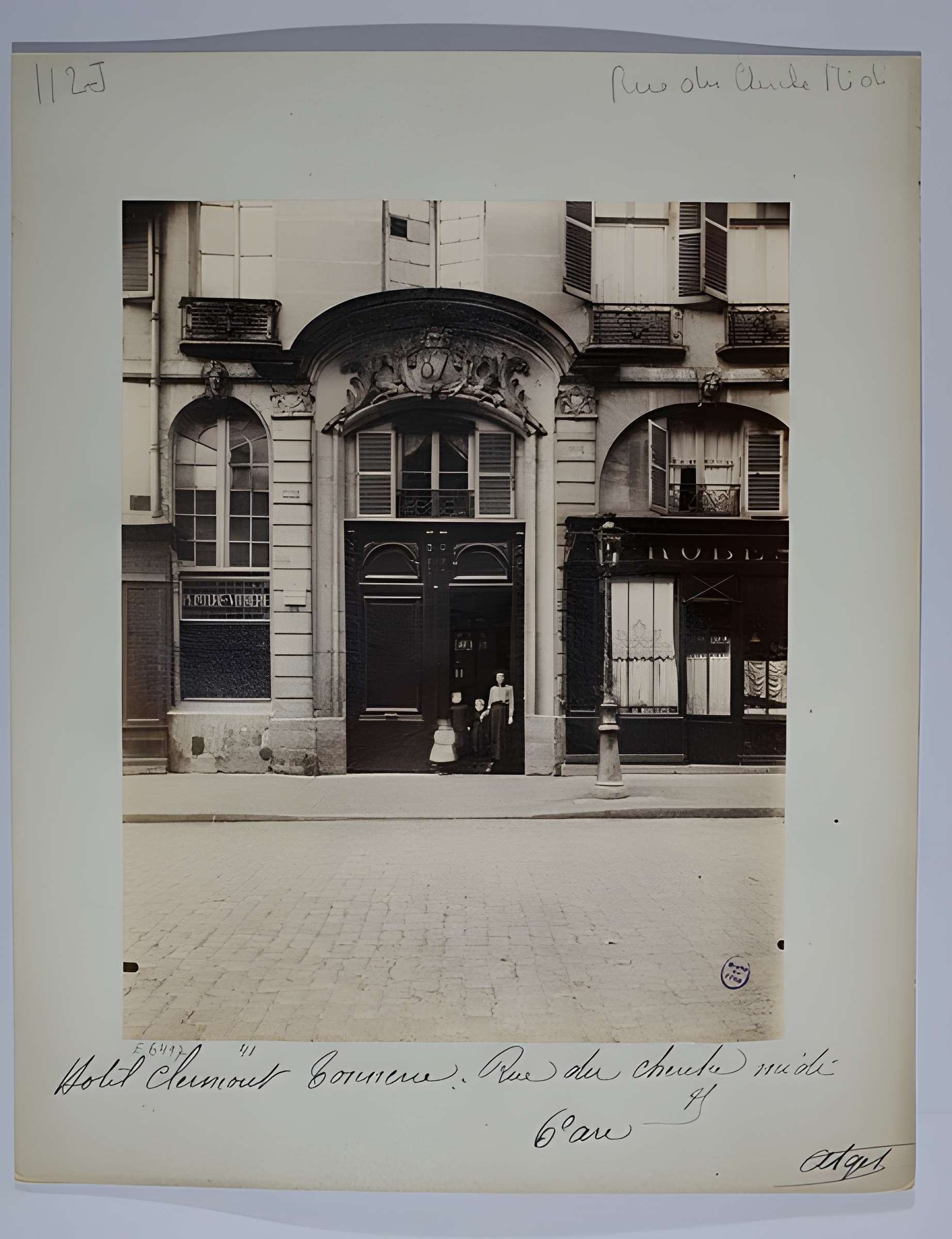 Hôtel de Clermont-Tonnerre, place des Vosges à Paris